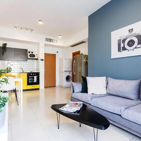 Localz - Arlozorov Apartment'S Tel Aviv Exterior photo