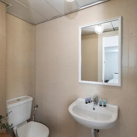Localz - Arlozorov Apartment'S Tel Aviv Exterior photo
