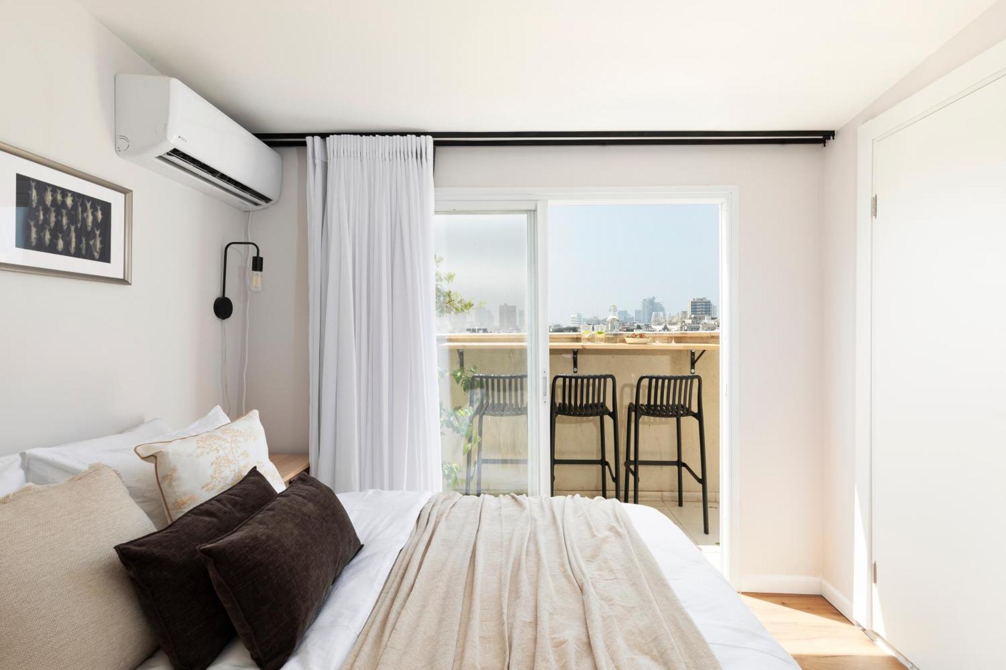 Localz - Arlozorov Apartment's Tel Aviv