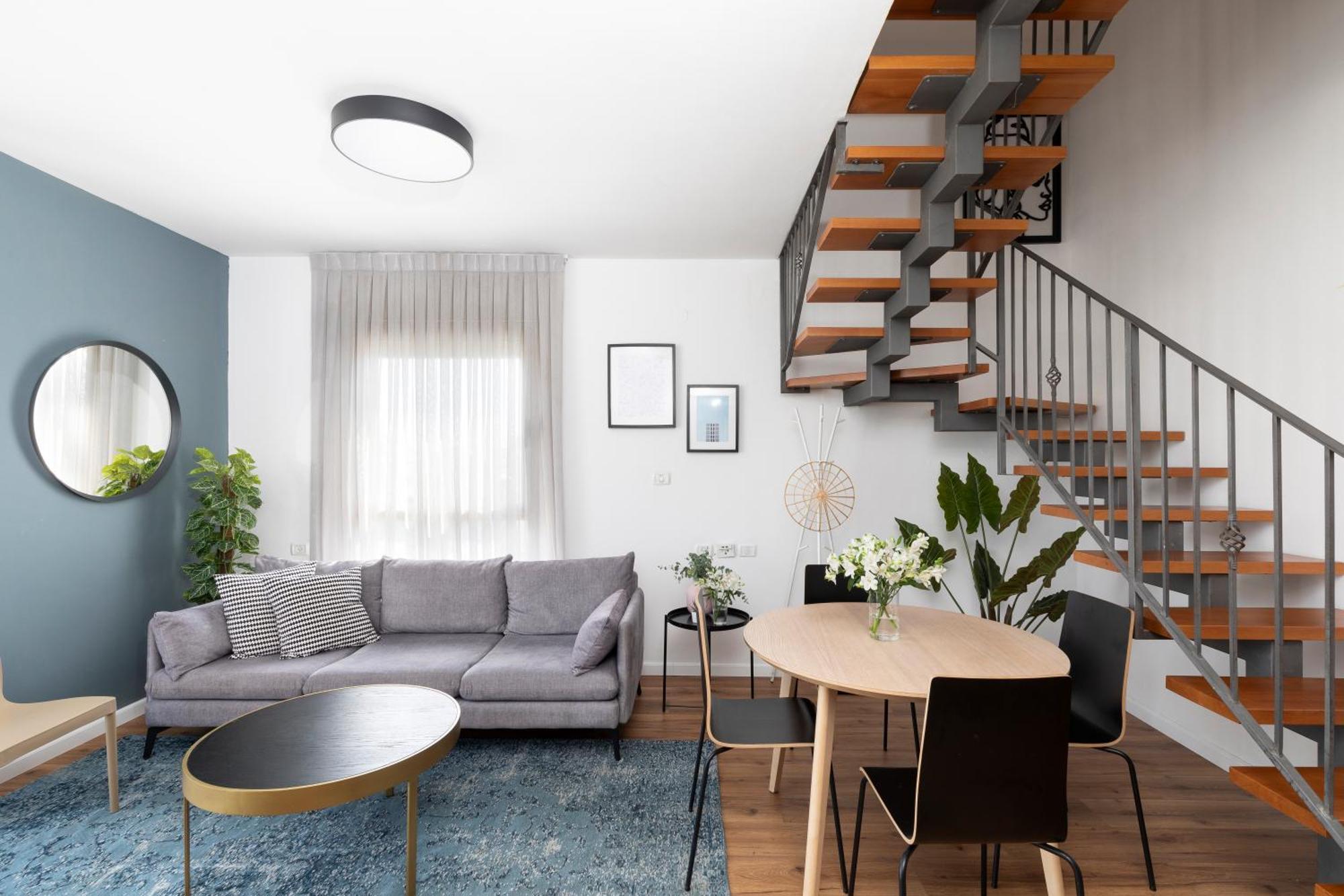 Localz - Arlozorov Apartment's Tel Aviv